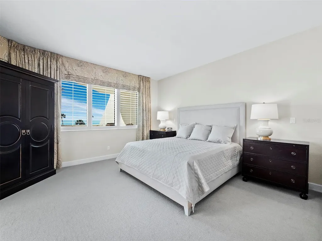 2185 Gulf Of Mexico Drive Longboat Key FL 34228