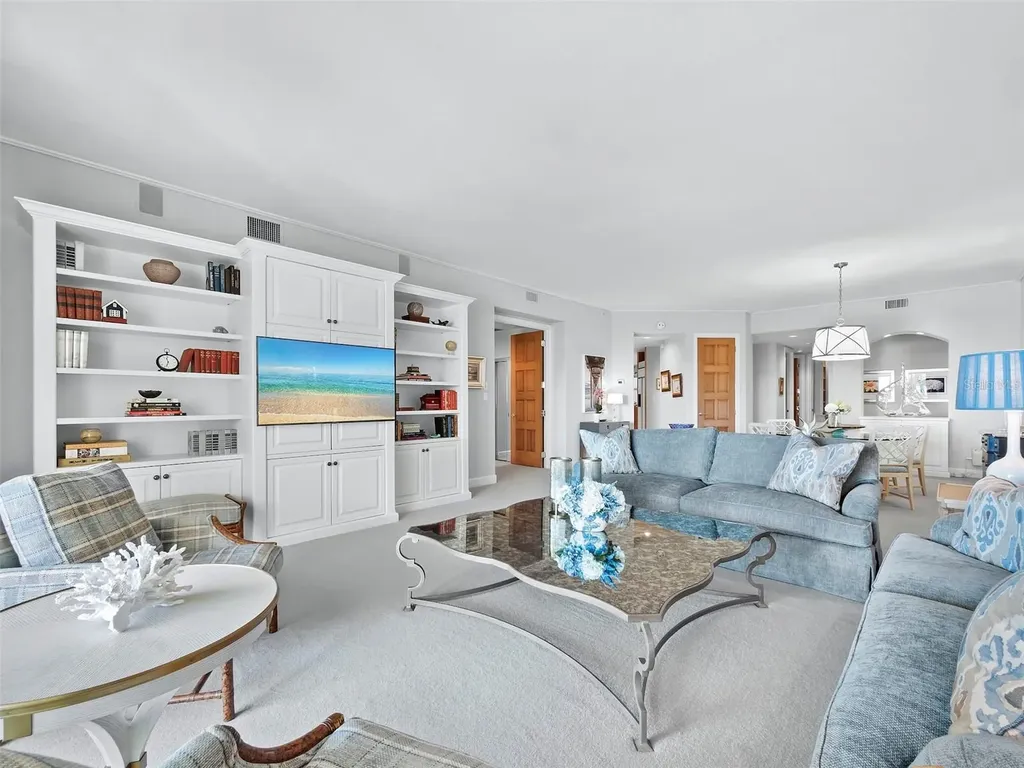 2185 Gulf Of Mexico Drive Longboat Key FL 34228