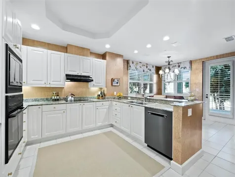 2185 Gulf Of Mexico Drive Longboat Key FL 34228