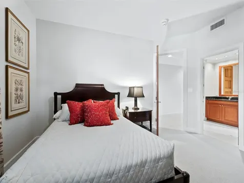 2185 Gulf Of Mexico Drive Longboat Key FL 34228