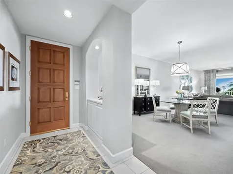 2185 Gulf Of Mexico Drive Longboat Key FL 34228