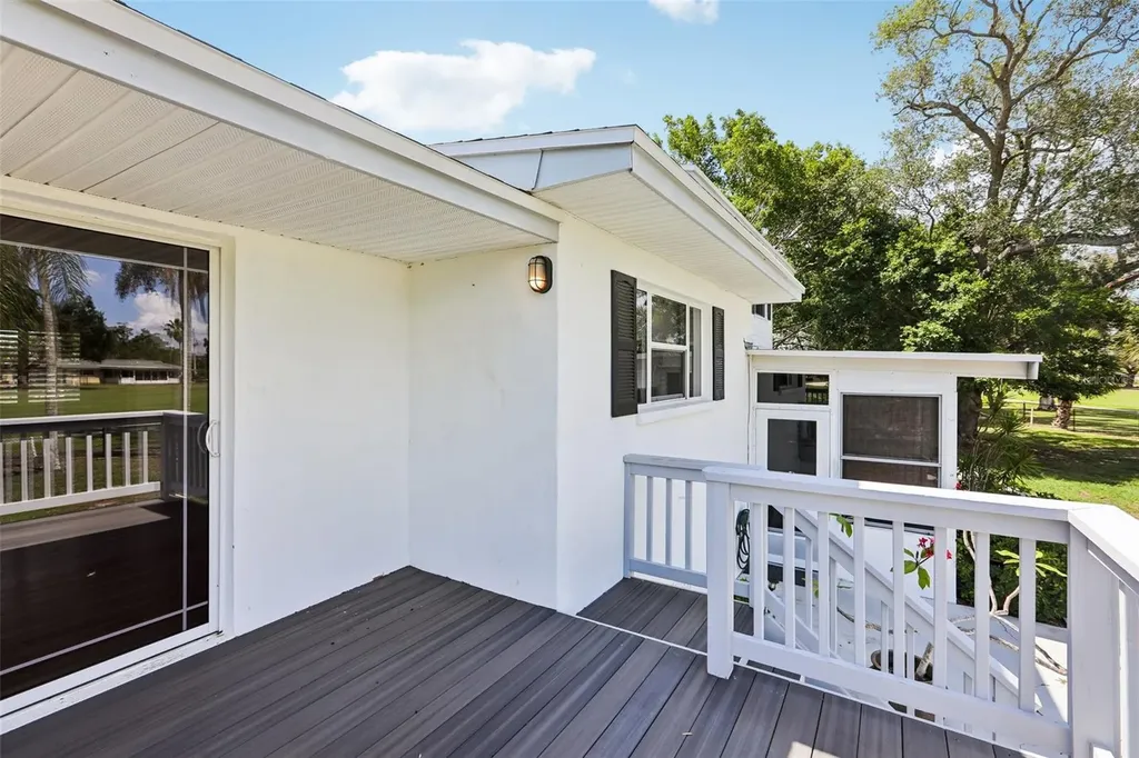 6827 Tequesta Drive Seminole FL 33777