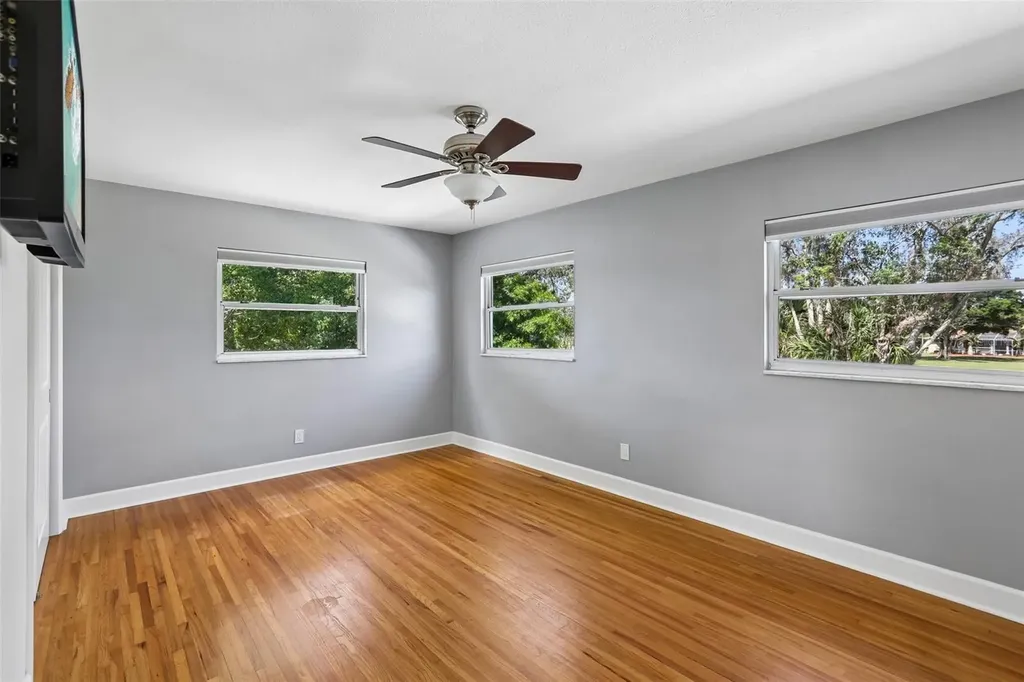 6827 Tequesta Drive Seminole FL 33777
