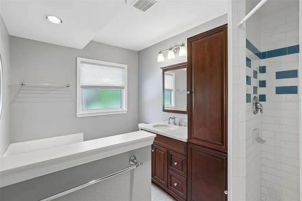 6827 Tequesta Drive Seminole FL 33777