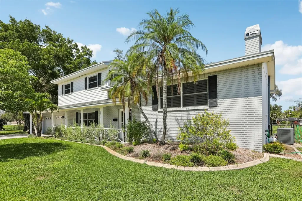 6827 Tequesta Drive Seminole FL 33777