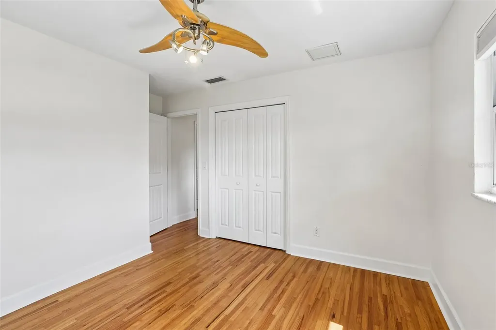 6827 Tequesta Drive Seminole FL 33777