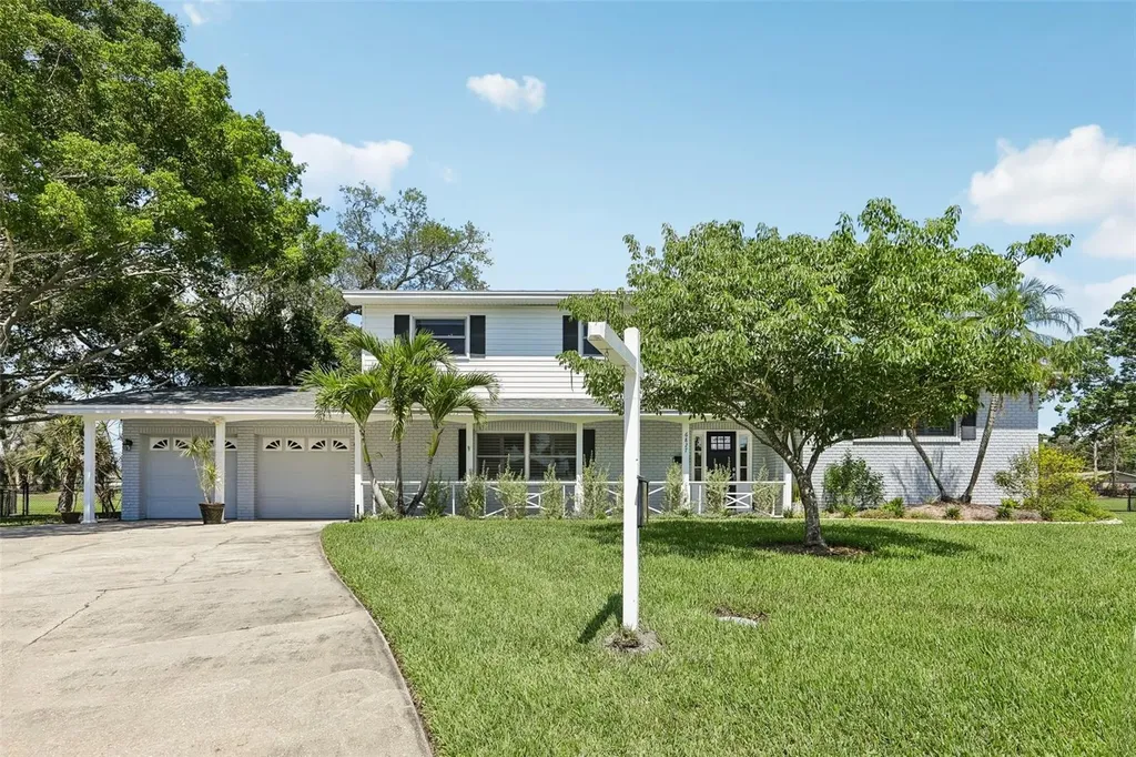 6827 Tequesta Drive Seminole FL 33777