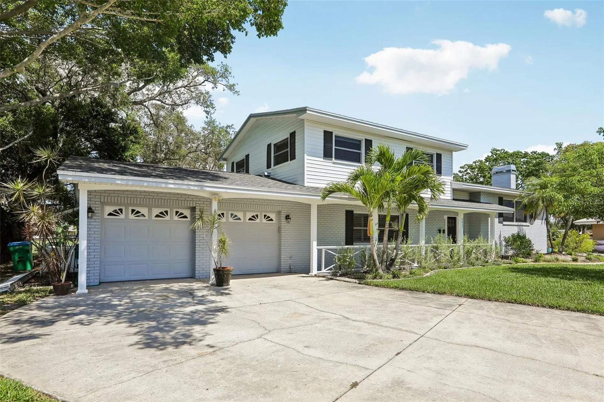 6827 Tequesta Drive Seminole FL 33777