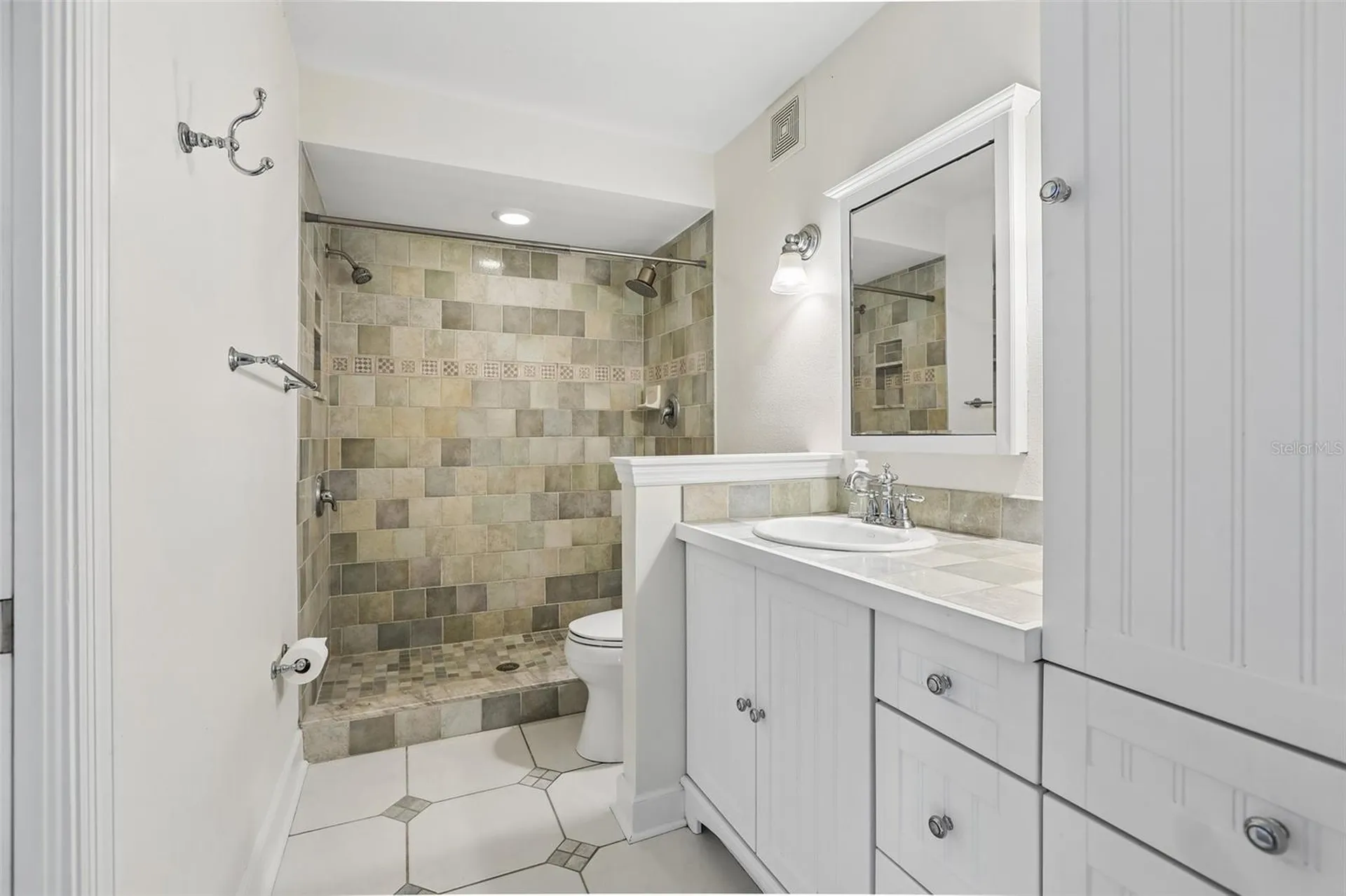 6827 Tequesta Drive Seminole FL 33777