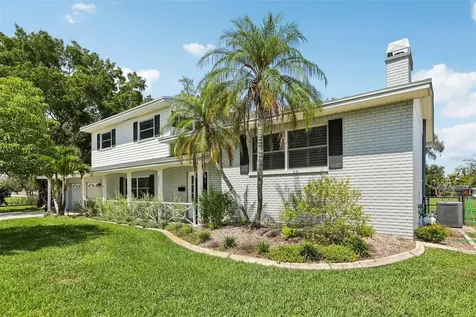 6827 Tequesta Drive Seminole FL 33777