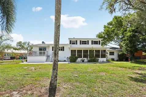 6827 Tequesta Drive Seminole FL 33777