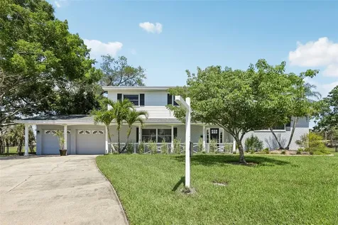 6827 Tequesta Drive Seminole FL 33777