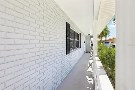 6827 Tequesta Drive Seminole FL 33777