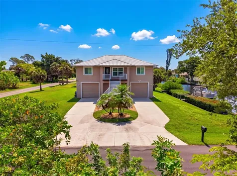 9050 Caloosa Drive Venice FL 34293