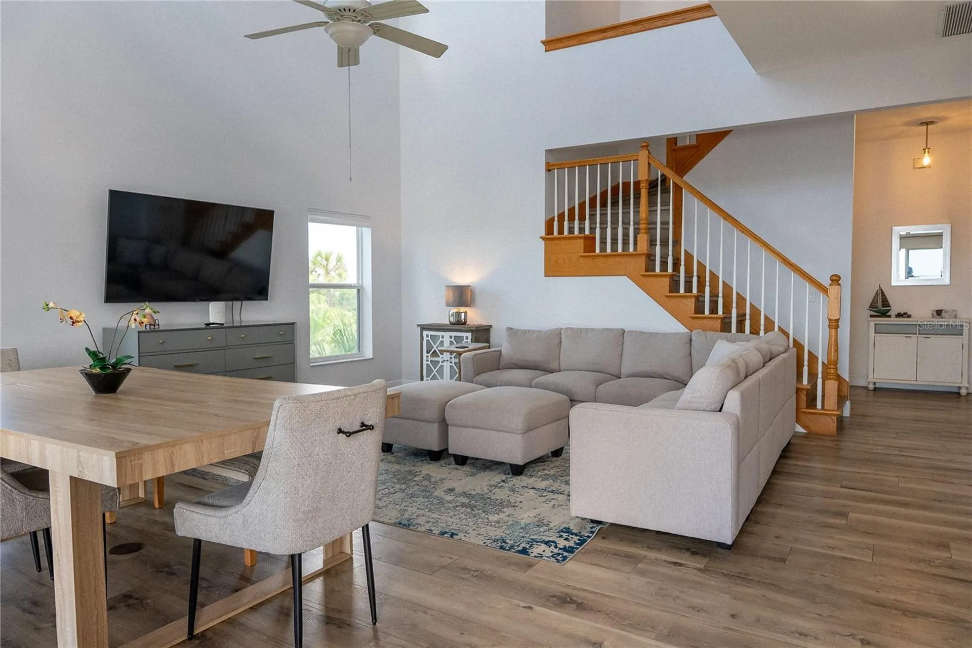 2424 Bay Drive Bradenton FL 34207