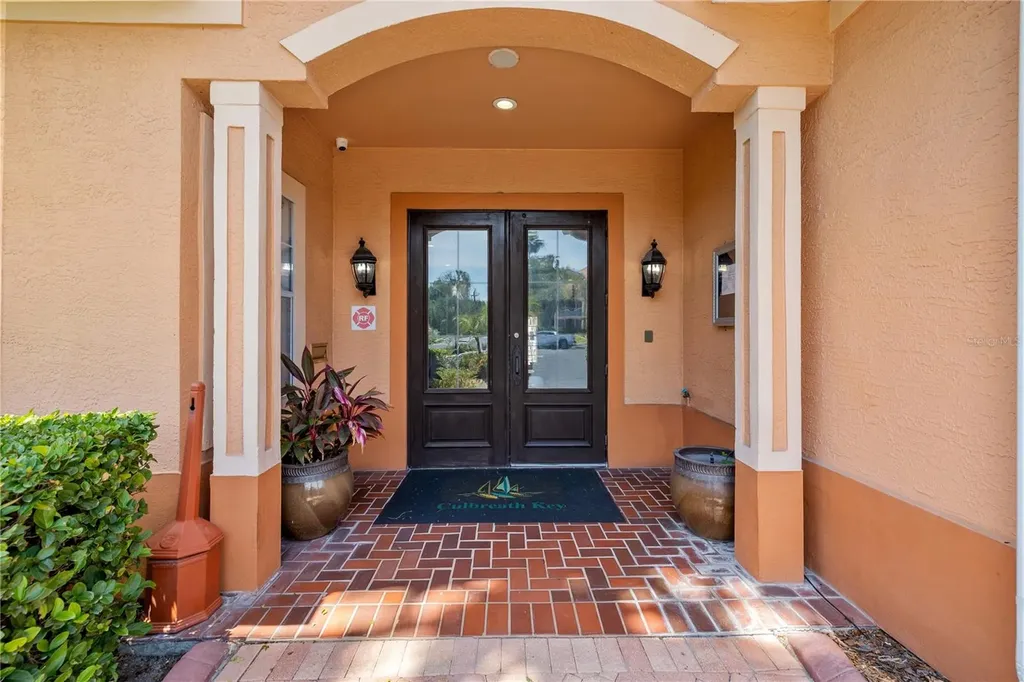 5000 Culbreath Key Way Tampa FL 33611