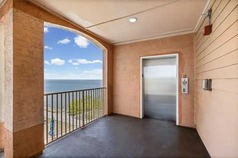 5000 Culbreath Key Way Tampa FL 33611