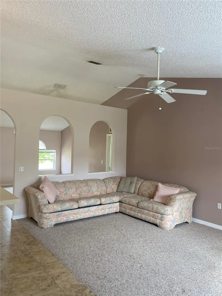 8 Renworth Palm Coast FL 32164