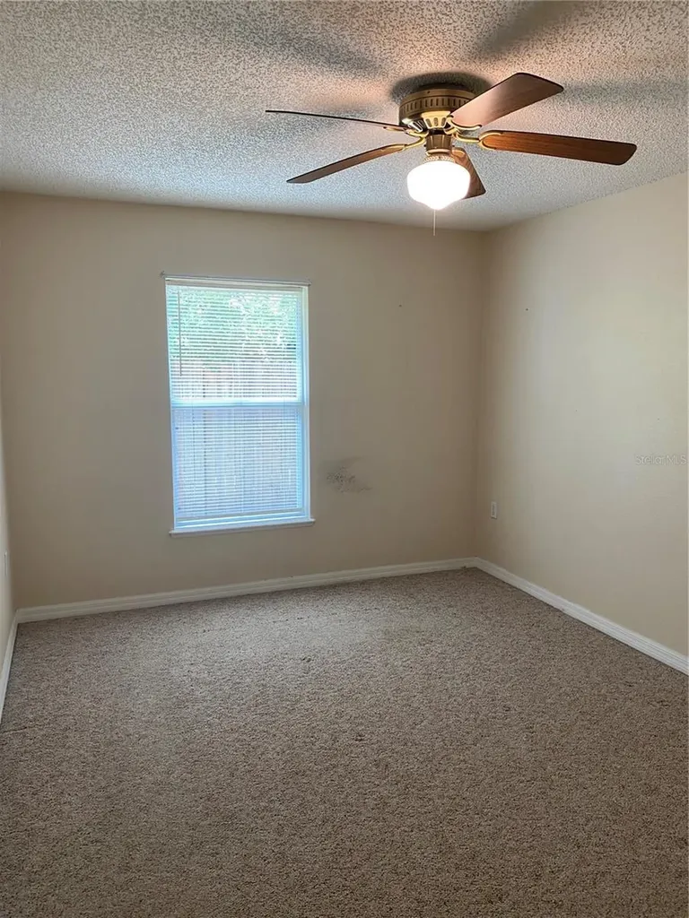 8 Renworth Palm Coast FL 32164