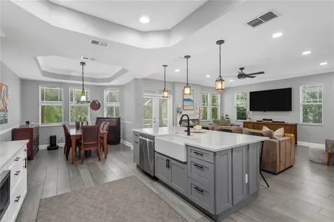2852 Bayshore Trails Drive Tampa FL 33611