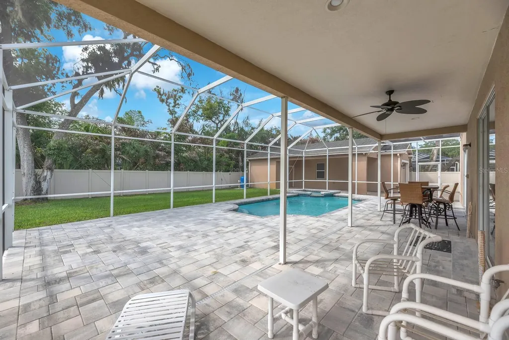 8805 Cross Landing Lane Riverview FL 33578