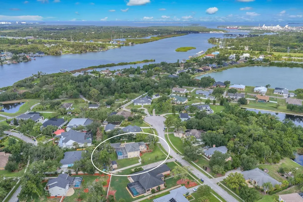 8805 Cross Landing Lane Riverview FL 33578