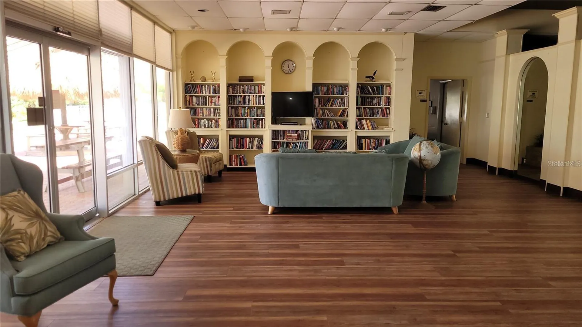 4750 Cove Circle St Petersburg FL 33708