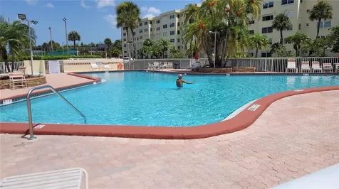 4750 Cove Circle St Petersburg FL 33708