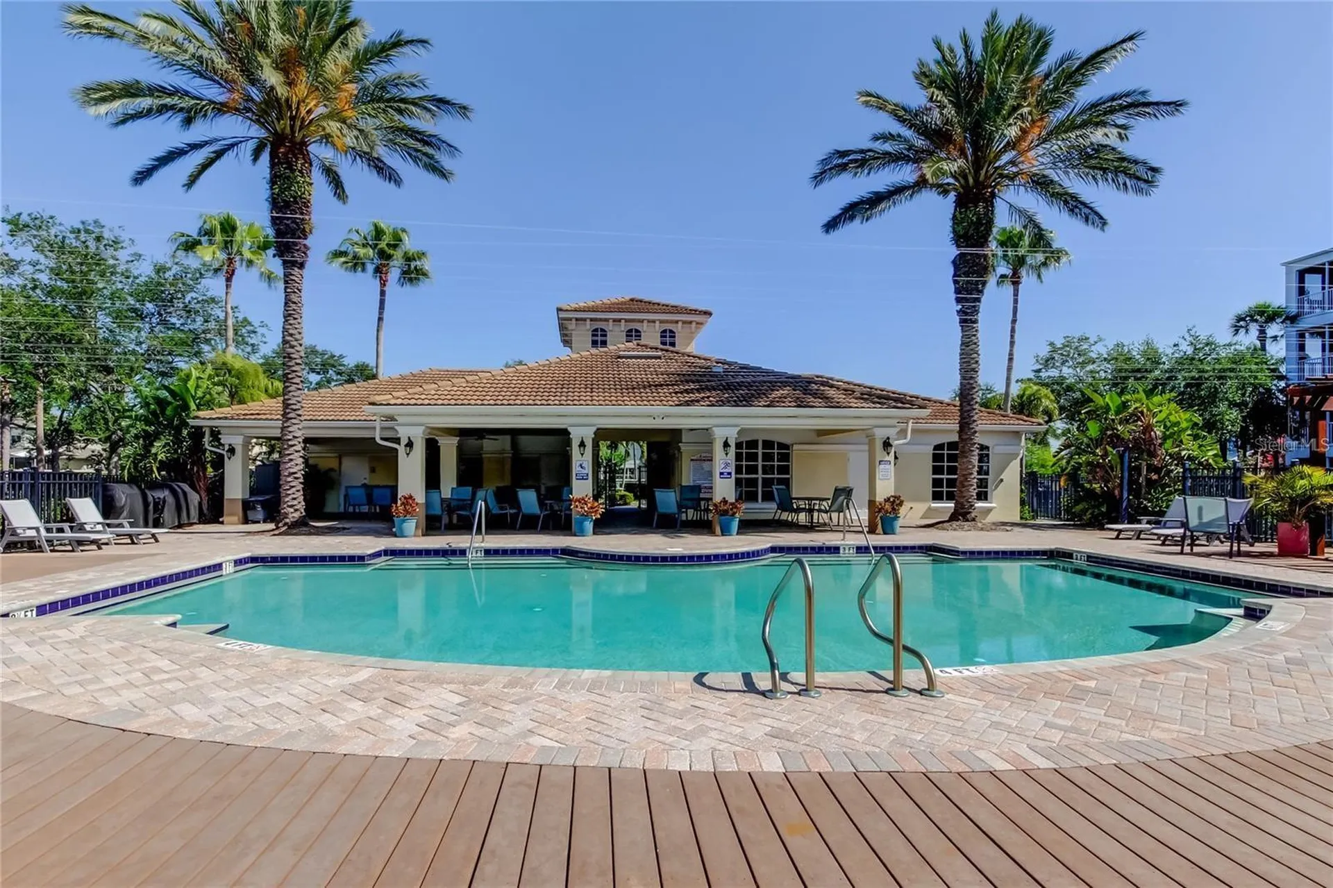 7903 Seminole Boulevard Seminole FL 33772