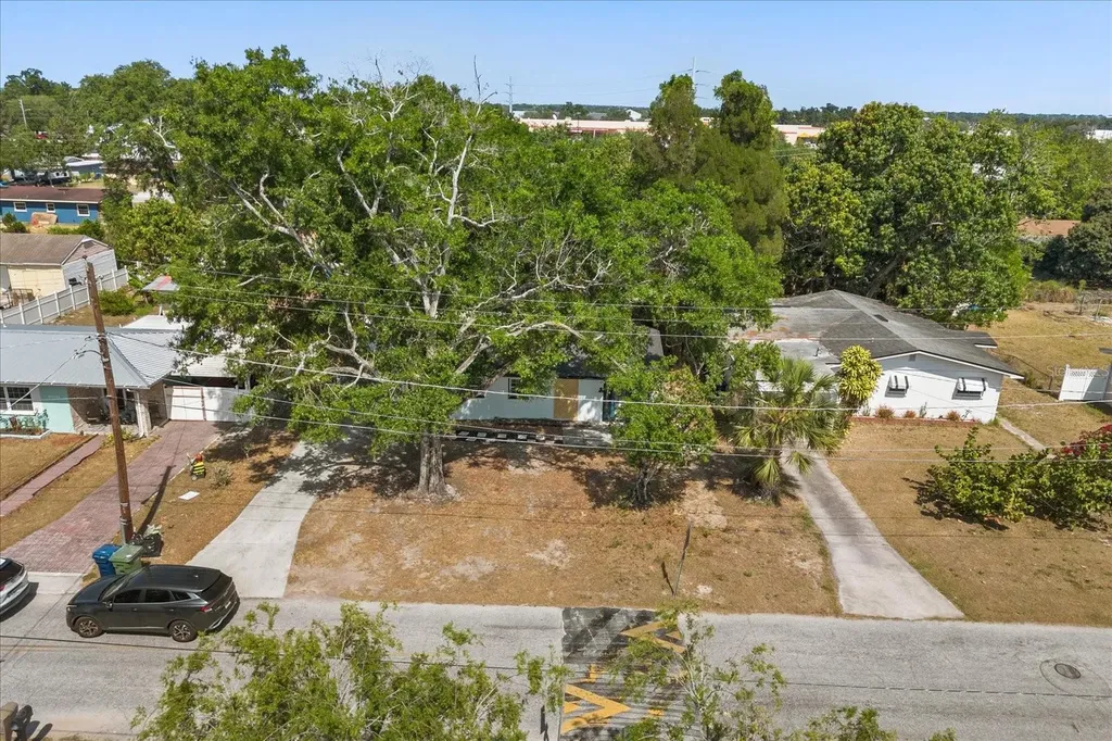 2014 10th Street NW Winter Haven FL 33881