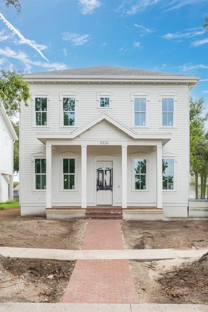 5326 7th Avenue N St Petersburg FL 33710