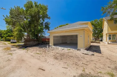 5326 7th Avenue N St Petersburg FL 33710