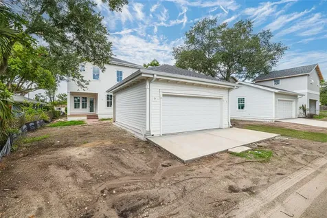 5326 7th Avenue N St Petersburg FL 33710