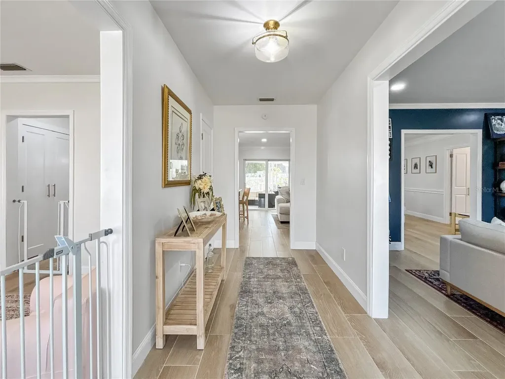 5853 Leeland Street S St Petersburg FL 33715