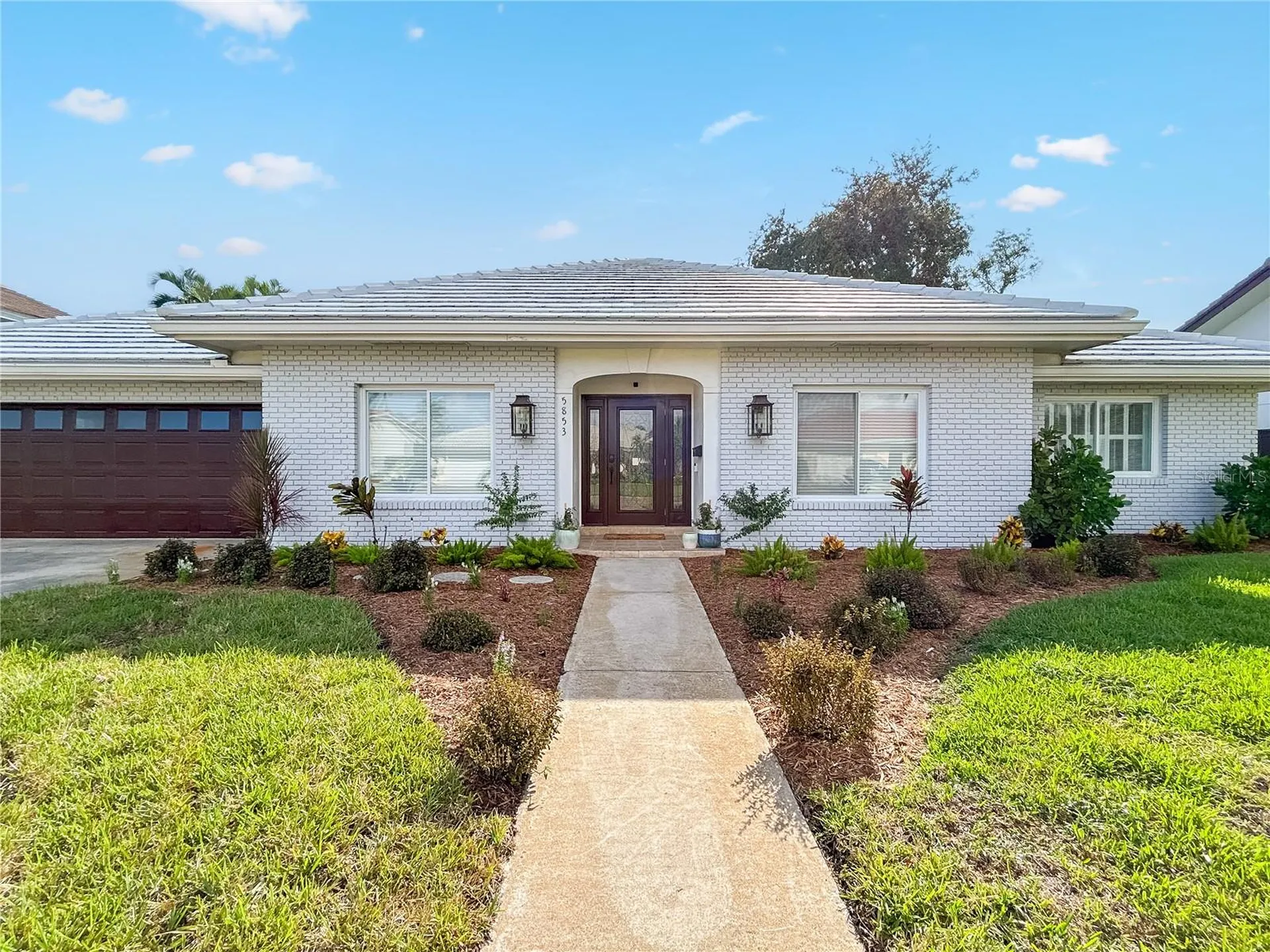 5853 Leeland Street S St Petersburg FL 33715