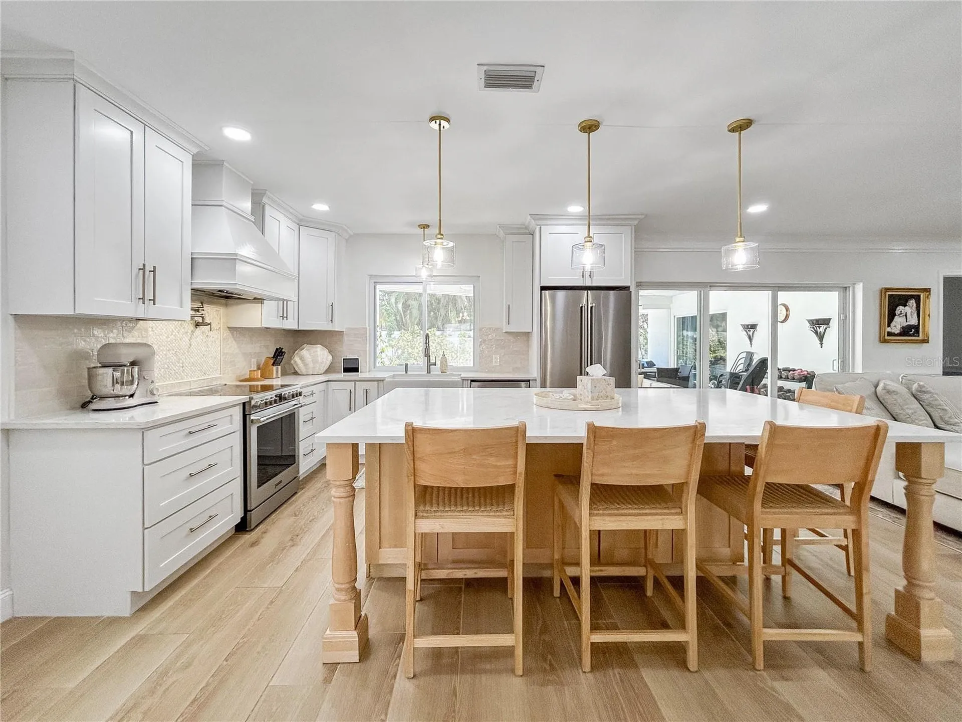 5853 Leeland Street S St Petersburg FL 33715