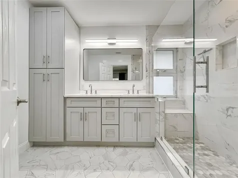 5853 Leeland Street S St Petersburg FL 33715