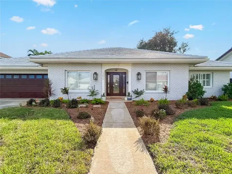 5853 Leeland Street S St Petersburg FL 33715