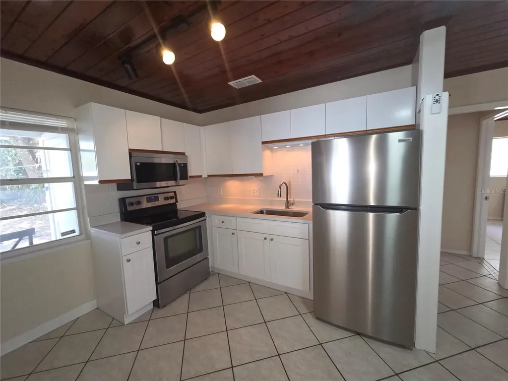 419 32nd Avenue E Bradenton FL 34208