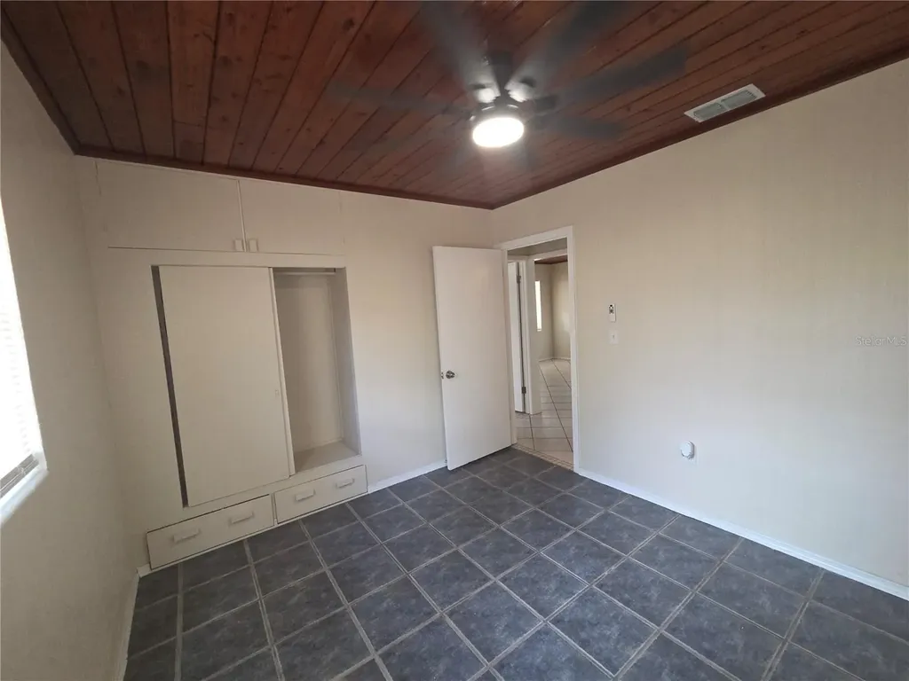 419 32nd Avenue E Bradenton FL 34208