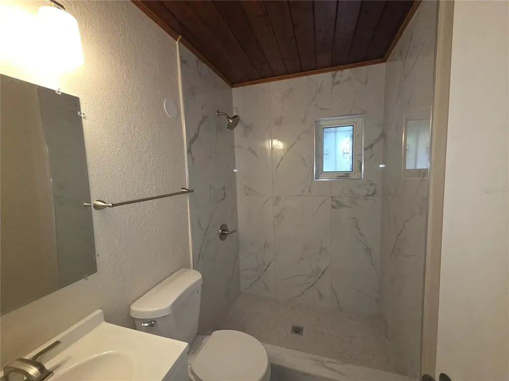 419 32nd Avenue E Bradenton FL 34208