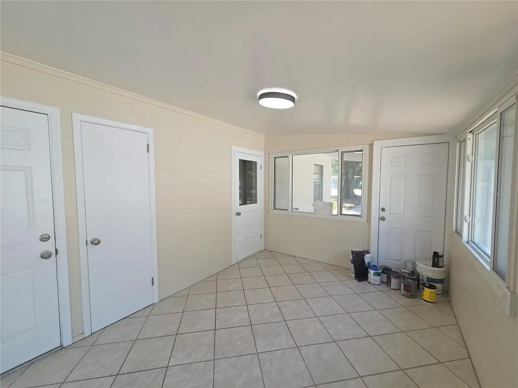 419 32nd Avenue E Bradenton FL 34208