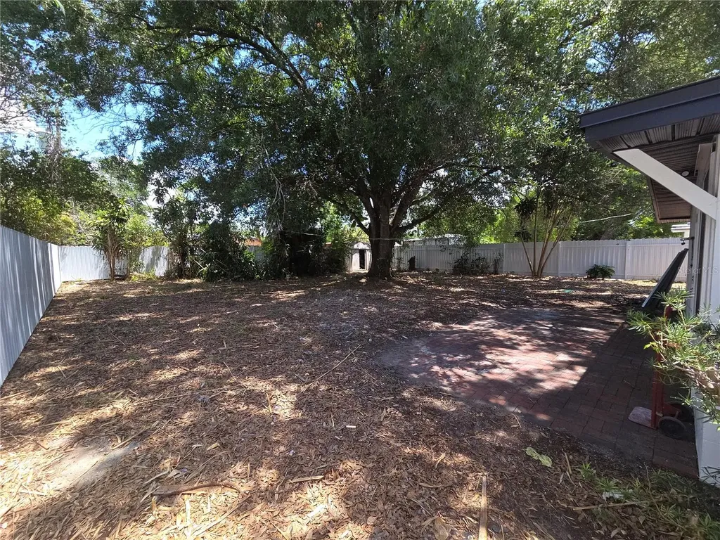 419 32nd Avenue E Bradenton FL 34208