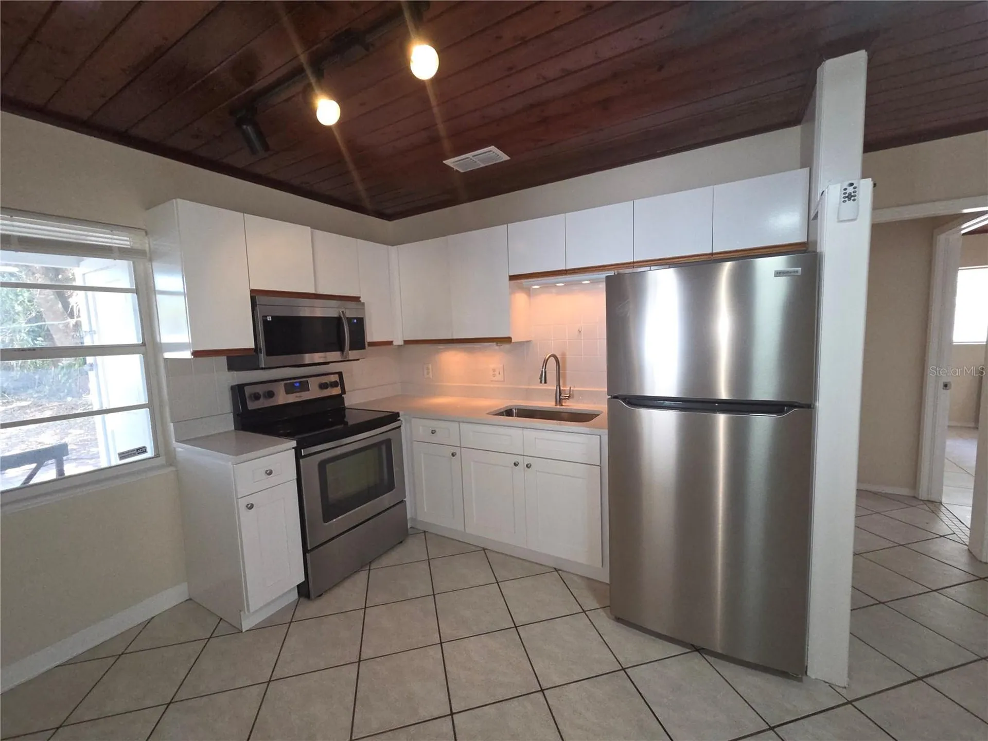 419 32nd Avenue E Bradenton FL 34208