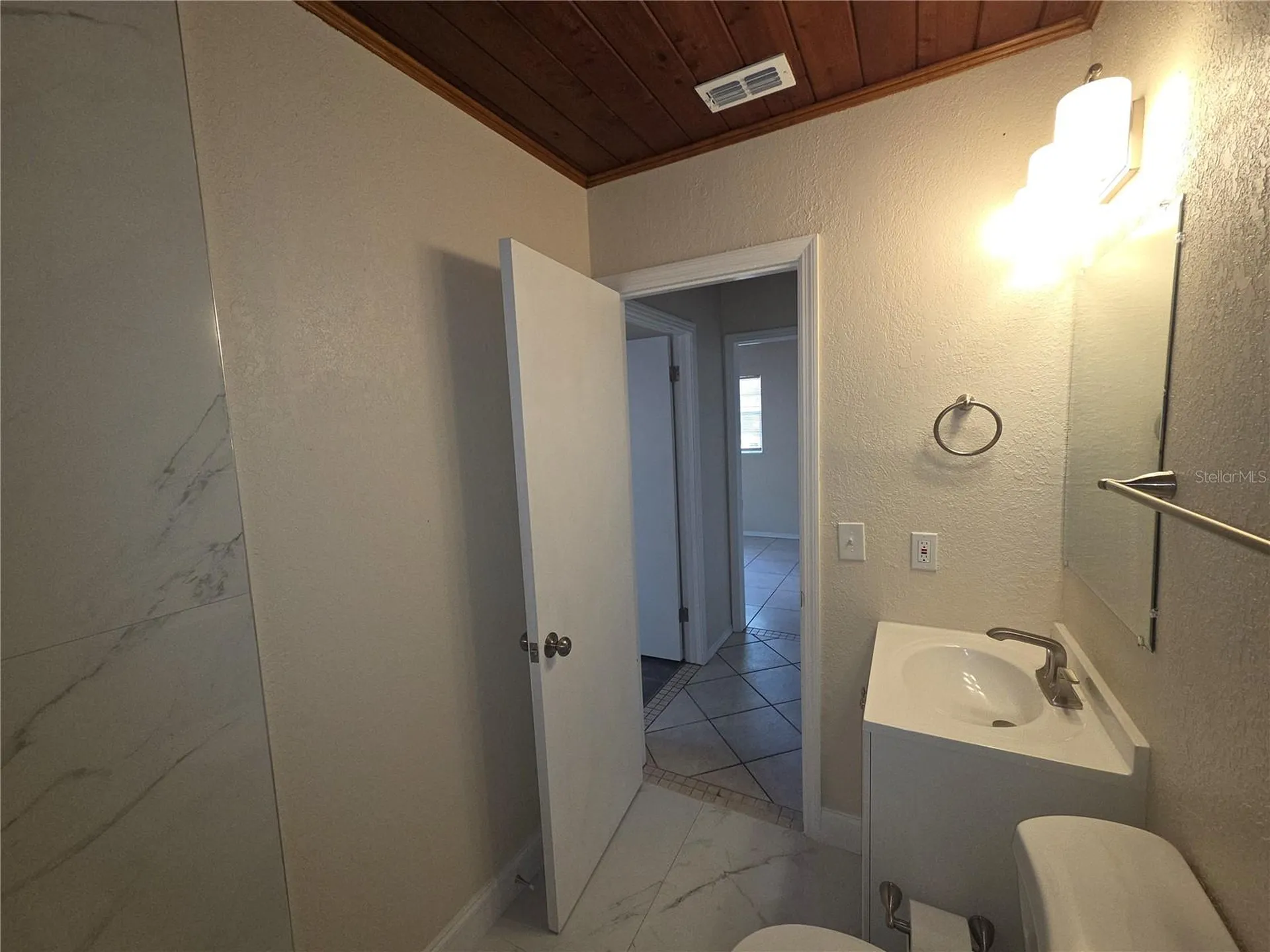 419 32nd Avenue E Bradenton FL 34208