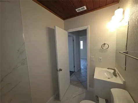 419 32nd Avenue E Bradenton FL 34208