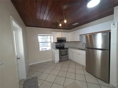 419 32nd Avenue E Bradenton FL 34208