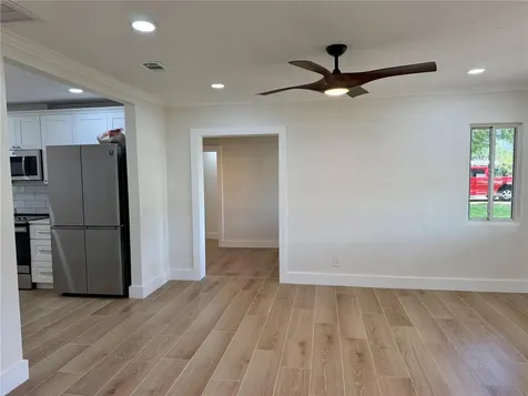 301 S Seminole Avenue Minneola FL 34715