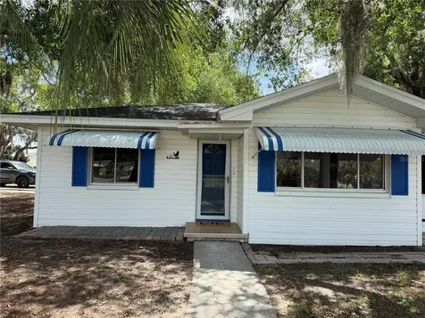 301 S Seminole Avenue Minneola FL 34715