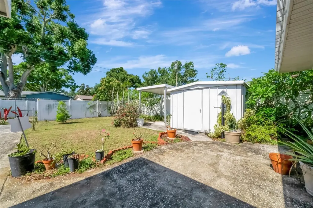 5630 13th Avenue N St Petersburg FL 33710